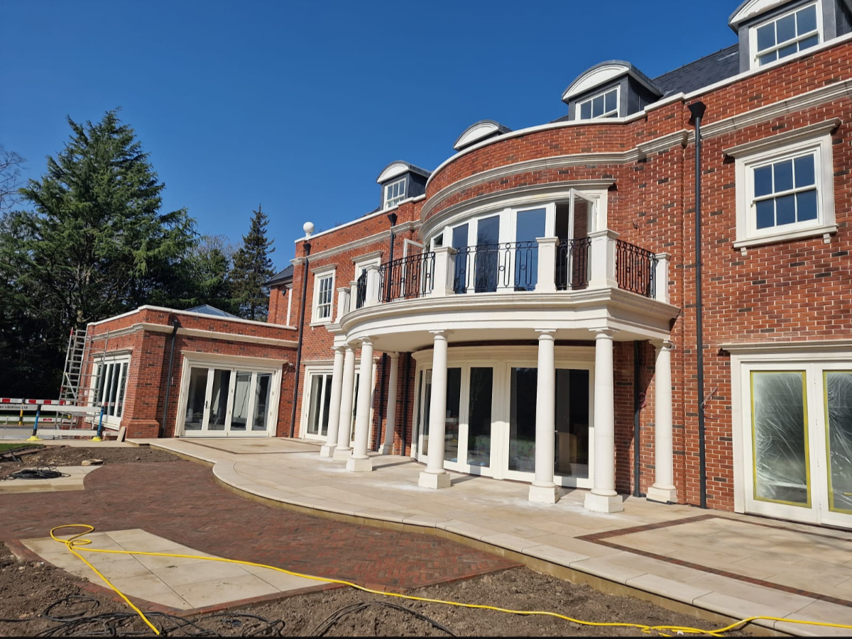 Creating Timeless Elegance: The Classic Charm of this Luxury Home Design